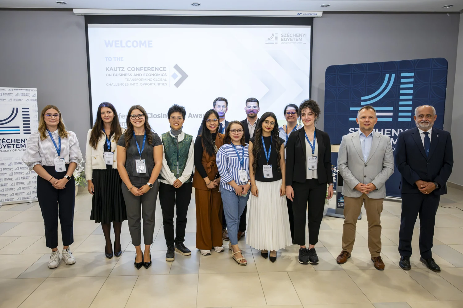 Ma Ye with conference participants
